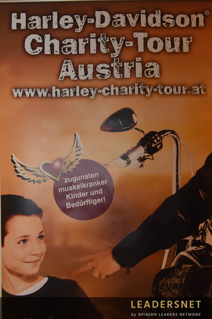 Große Harley-Davidson Charity-Gala