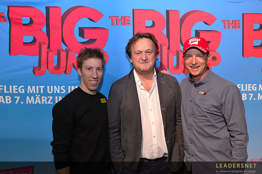 STAR - Premiere: "THE BIG JUMP - Flieg mit uns in 3D"
