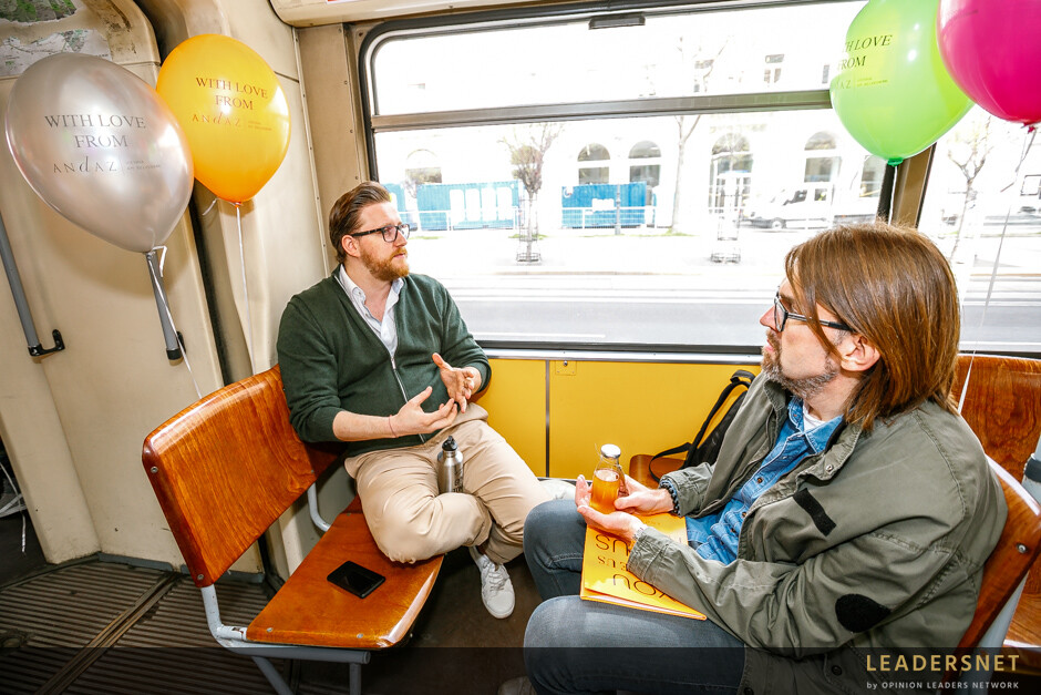 Andaz Vienna - Speed Dating in der Andaz-Tram
