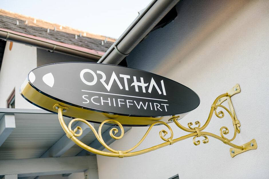 Eröffnung ORATHAI SCHIFFWIRT - ORATHAI und DAVID SPIEHS