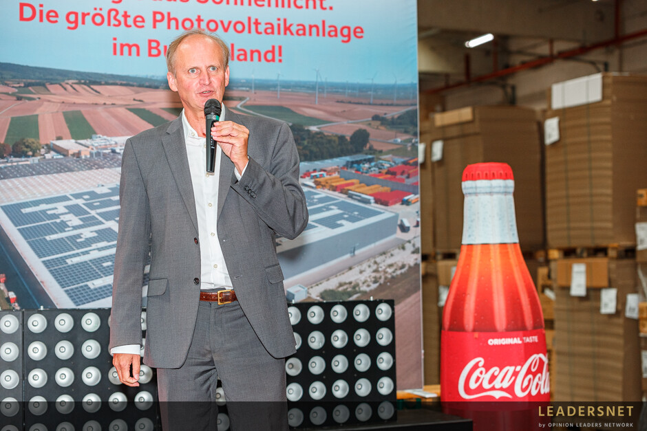 Inbetriebnahme der Photovoltaikanlage bei Coca-Cola