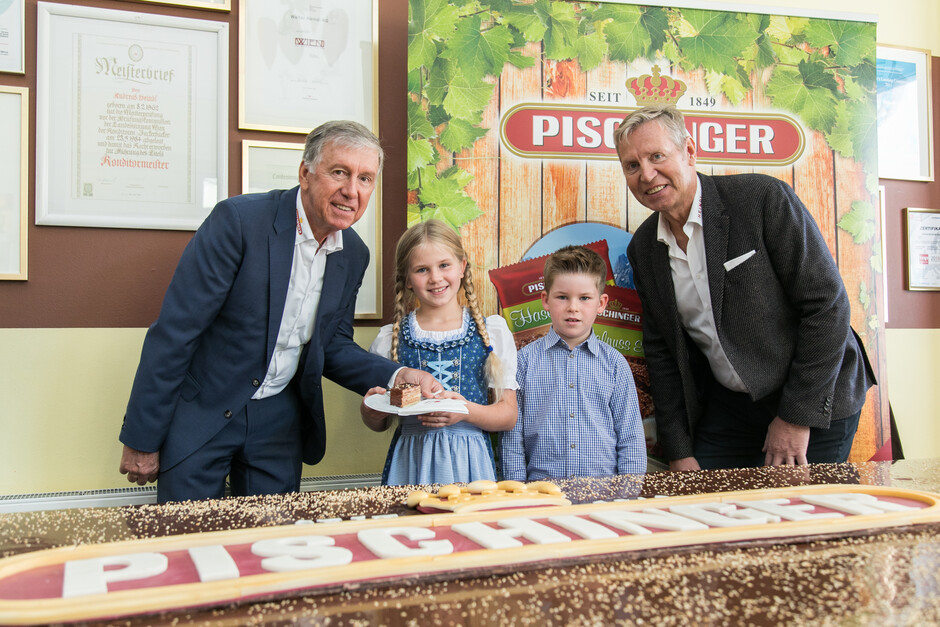 170 Jahre Pischinger - Präsentation der größten Pischinger-Torte der Welt