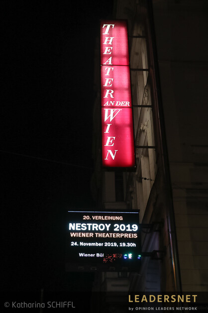 NESTROY - Gala