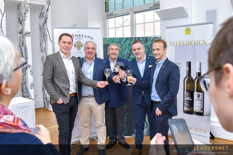 Offizielle Markteinführung der Innovationen „Schönbrunn“ & „Sisi“ Wein- & Frizzantemarken