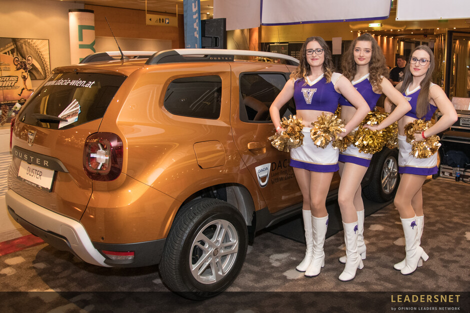 Dacia Vikings Super Bowl Party 2020