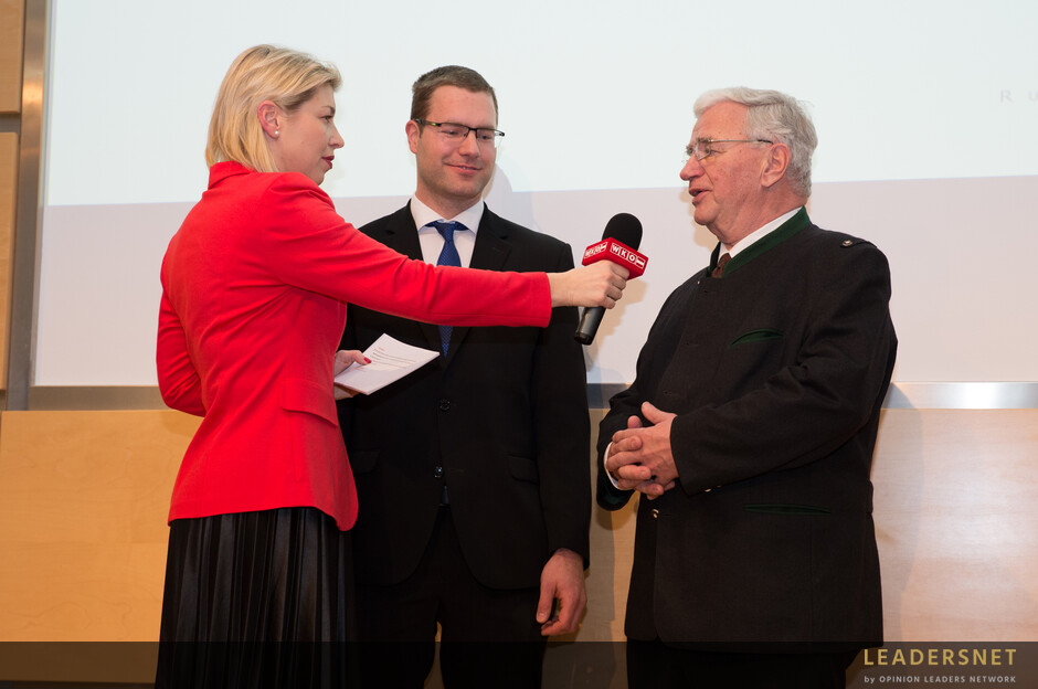 WKOÖ - Verleihung der Rudolf-Trauner Preise