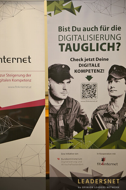 BM Tanner & BM Schramböck zu digitaler Kompetenz im Bundesheer