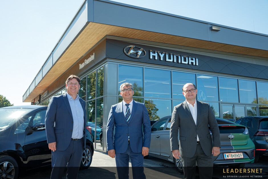 Eröffnung des neuen Hyundai Standorts Team Fraenkel