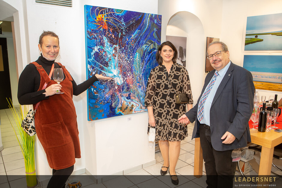 Yvonne Rueff und Gallery Steiner - Charity-Ausstellung
