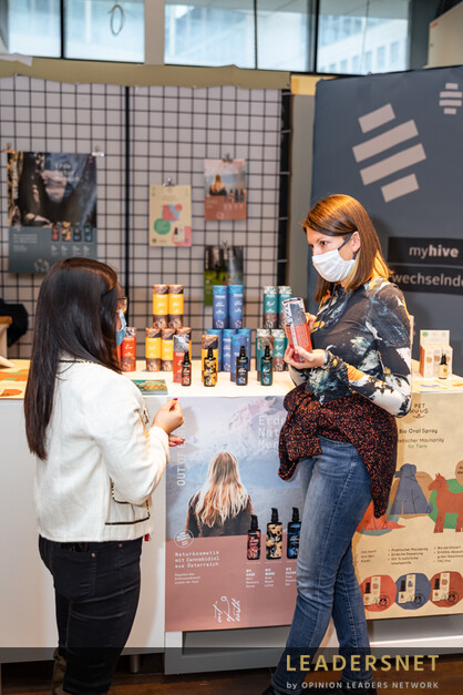 myhive-Tower – myhive Pop-Up „Out of Earth & 2nd Chance Cereals“