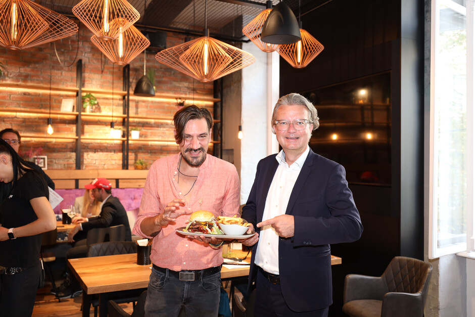 Le Burger eröffnet die erste Burgermanufaktur am Eisernen Tor in Graz