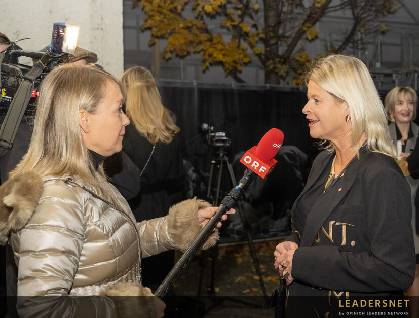 Helga Rabl-Stadler & Maria Rauch-Kallat bekommen Lifetime-Award