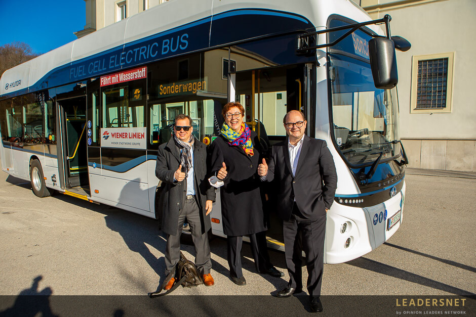 Hyundai ELEC CITY Wasserstoffbus im Rahmen des HyBus Implementation Programms