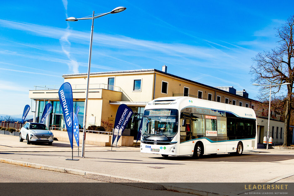Hyundai ELEC CITY Wasserstoffbus im Rahmen des HyBus Implementation Programms