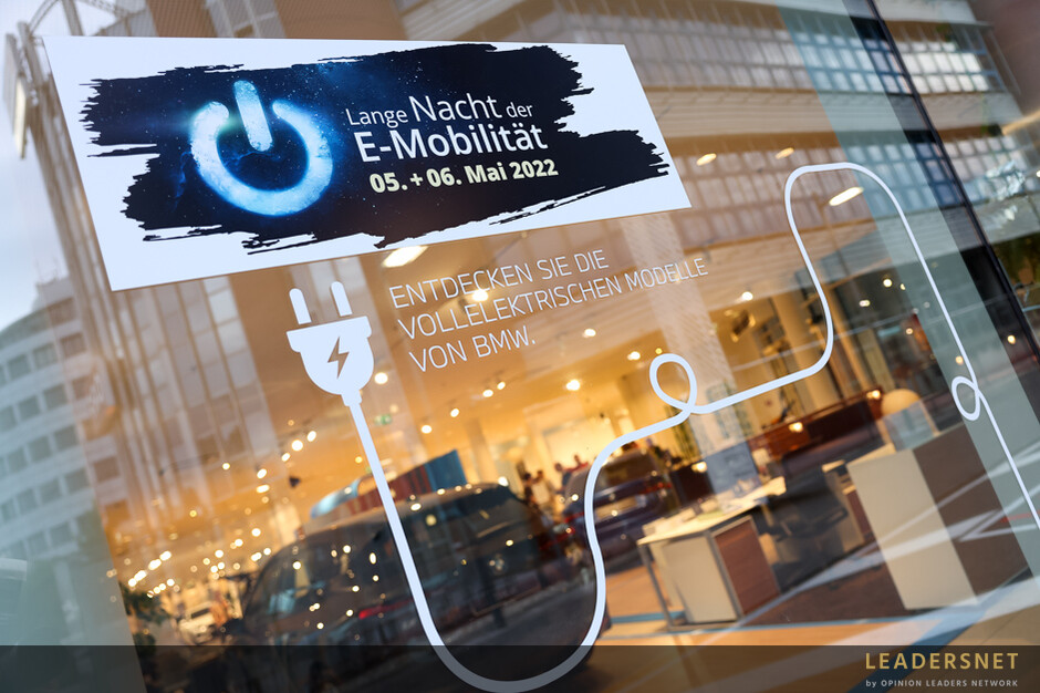 Lange Nacht der E-Mobilität bei BMW Wien