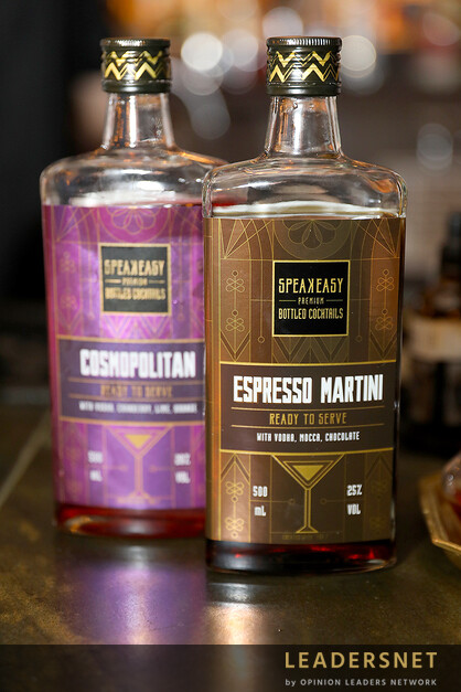 Präsentation der Speakeasy Premium Bottled Cocktails von Top Spirit