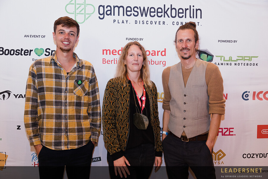 gamesweekberlin - Casual Business Friday