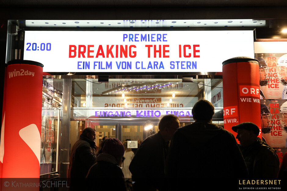 Premiere BREAKING THE ICE