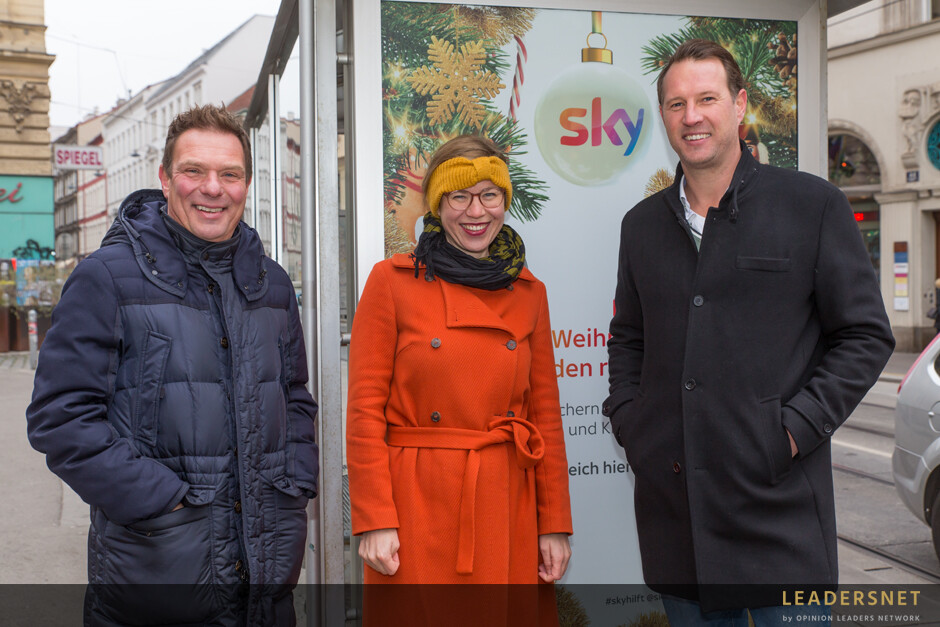 Fototermin mit Hans Krankl, Selina Graf und Vertretern von Sky und Volkshilfe