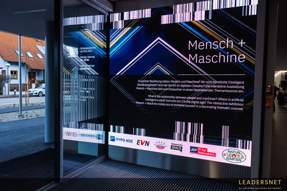 Eröffnung Ausstellung "Mensch + Maschine"