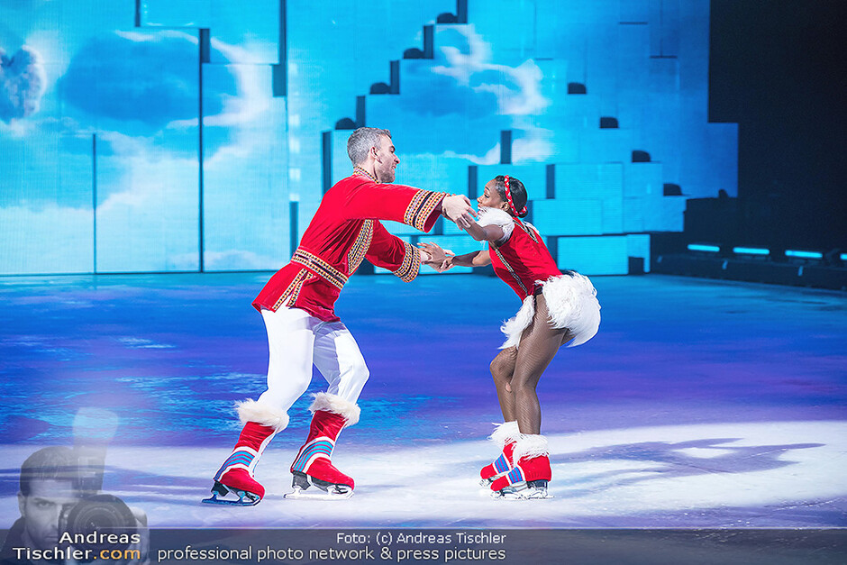 PREMIERE: Holiday on Ice