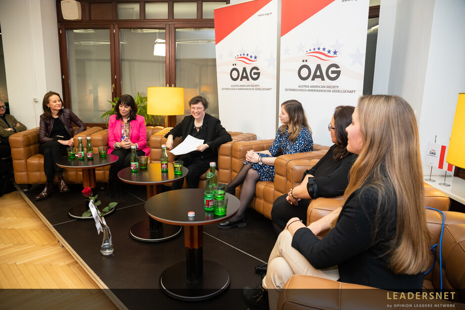 ÖAG SUPER TUESDAY: „Ladies First – First Ladies: Frauen in Führungspositionen “
