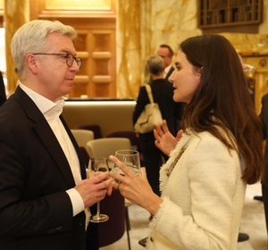 Oktogon Business Club Teil II