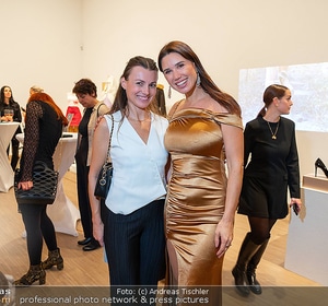 Humanic x Silvia Schneider und Kunstausstellung
