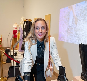 Humanic x Silvia Schneider und Kunstausstellung