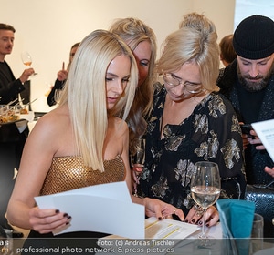 Humanic x Silvia Schneider und Kunstausstellung