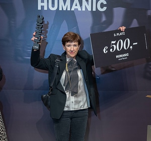 Humanic x Silvia Schneider und Kunstausstellung