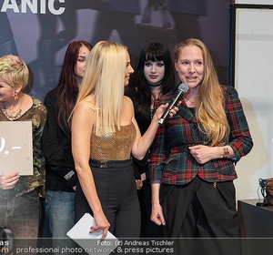 Humanic x Silvia Schneider und Kunstausstellung