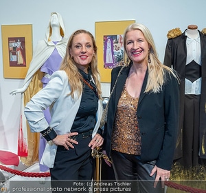 Humanic x Silvia Schneider und Kunstausstellung