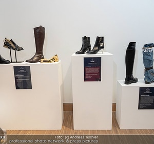 Humanic x Silvia Schneider und Kunstausstellung