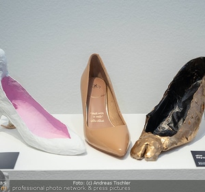 Humanic x Silvia Schneider und Kunstausstellung